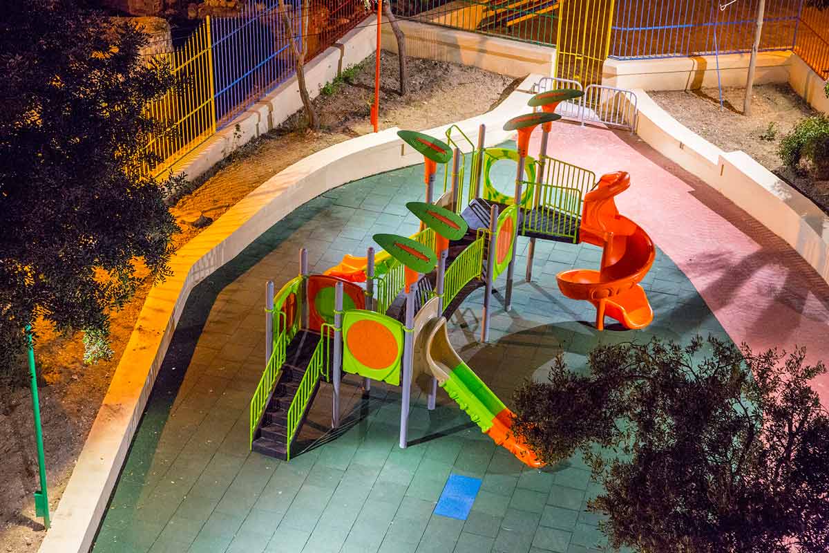 戶外無動(dòng)力游樂場設(shè)備